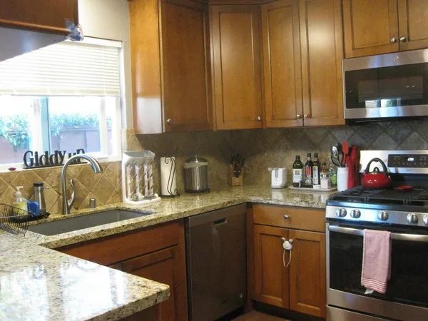 $2,395,000 | 1618-1620 Union Avenue, Redwood City, CA 94061