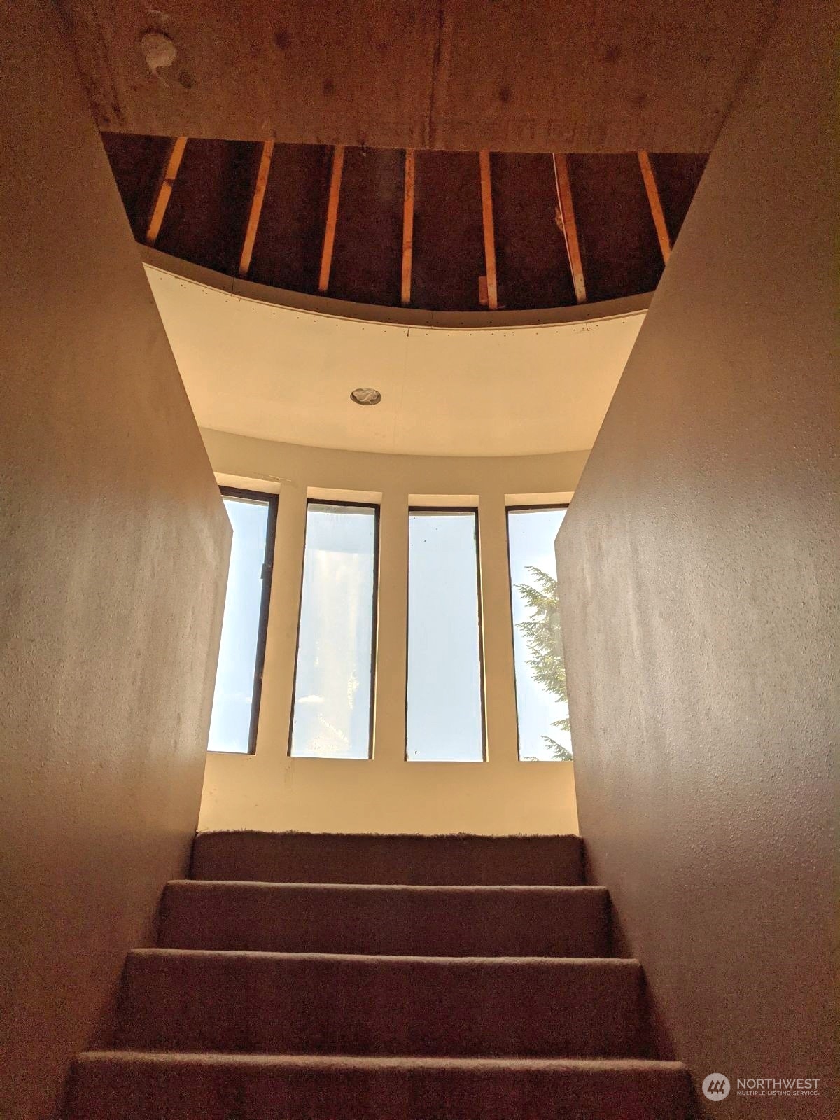 1497 Old Military Road Southeast Tenino, WA 98589 - Photo 23 of 39 a view of entryway