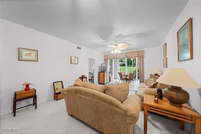 $725,000 | 871 Tanbark Drive, Unit 101, Naples, FL 34108