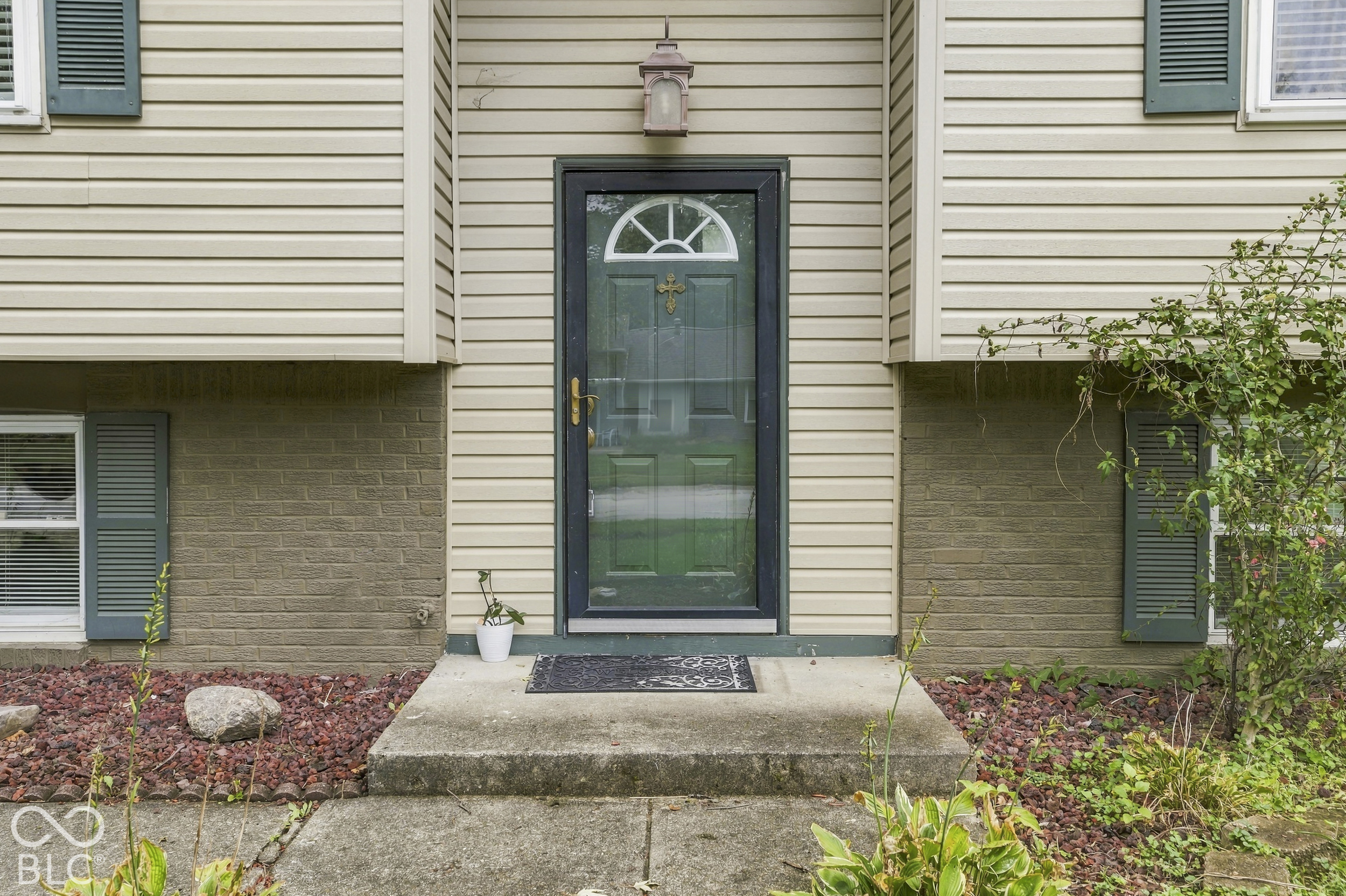 201 Coronado Road Indianapolis, IN 46234 - Photo 5 of 42 Gallery Image 5