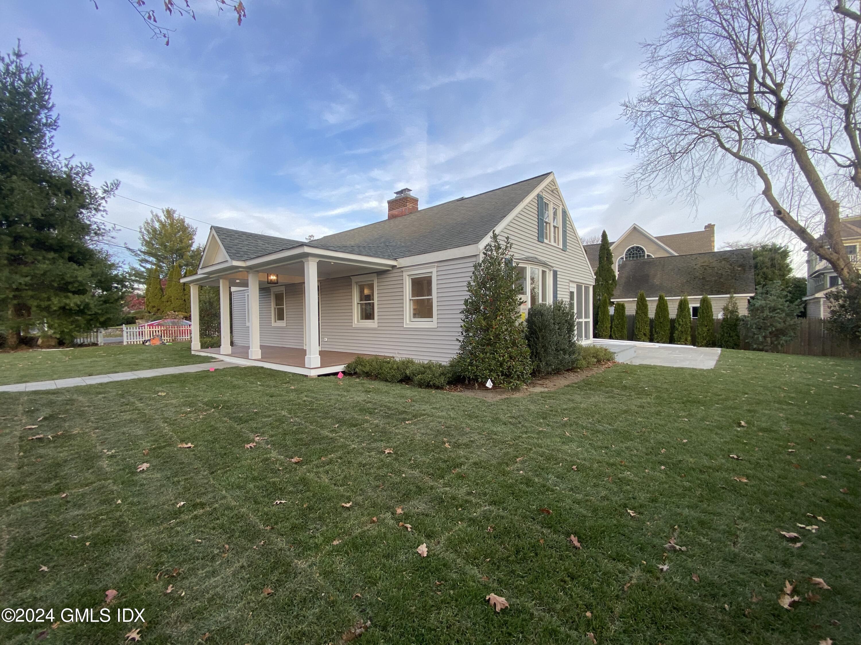 124 Shore Road Old Greenwich, CT 06870 - Photo 20 of 23 IMG_8022