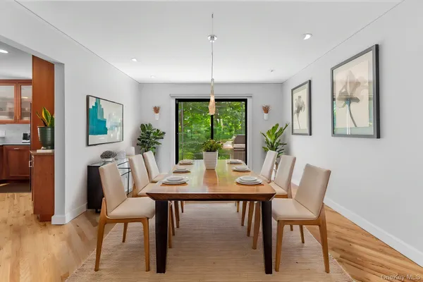 $15,000 | 27 Stone Cabin Road, New Rochelle, NY 10801