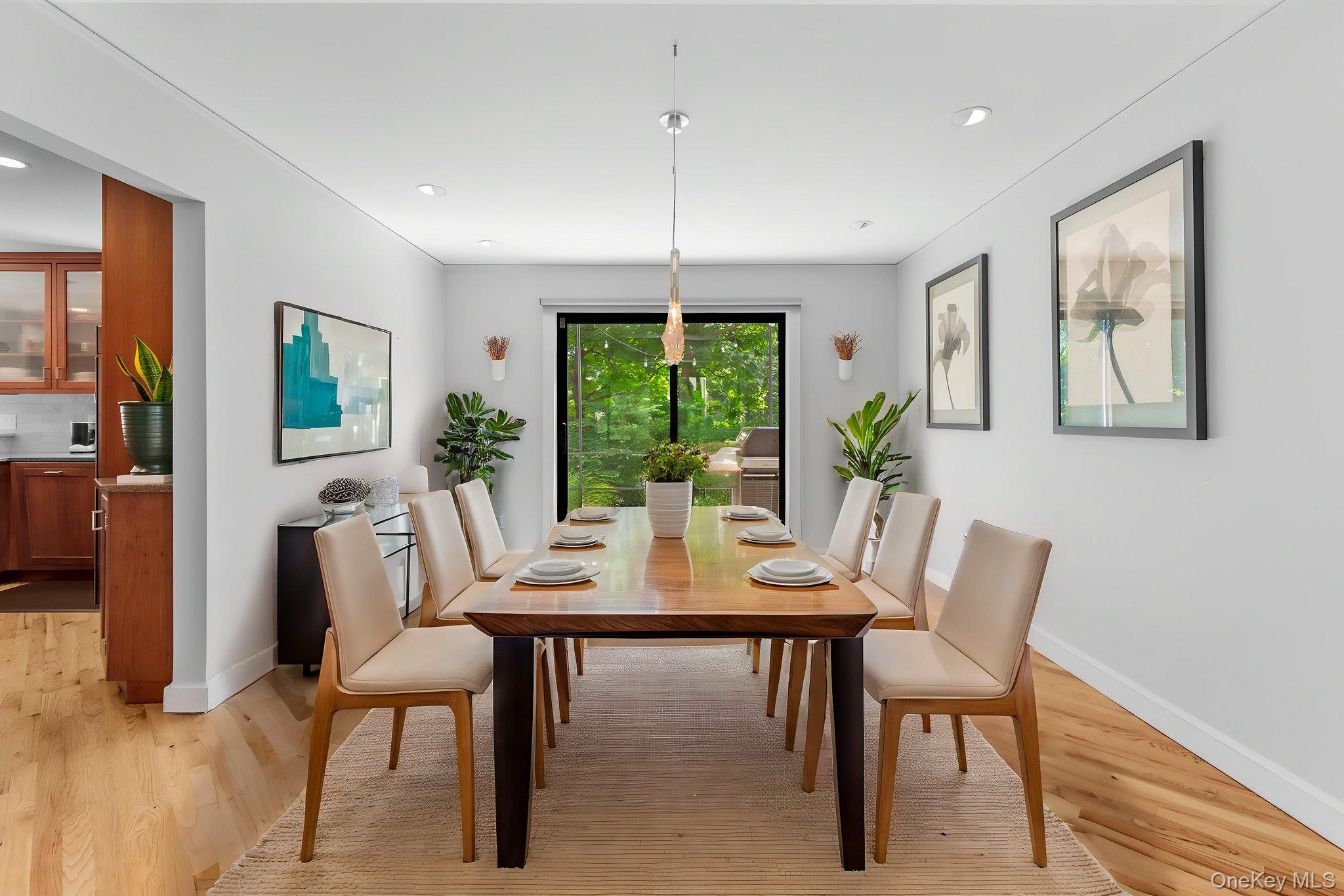 27 Stone Cabin Road New Rochelle, NY 10801 - Photo 11 of 24