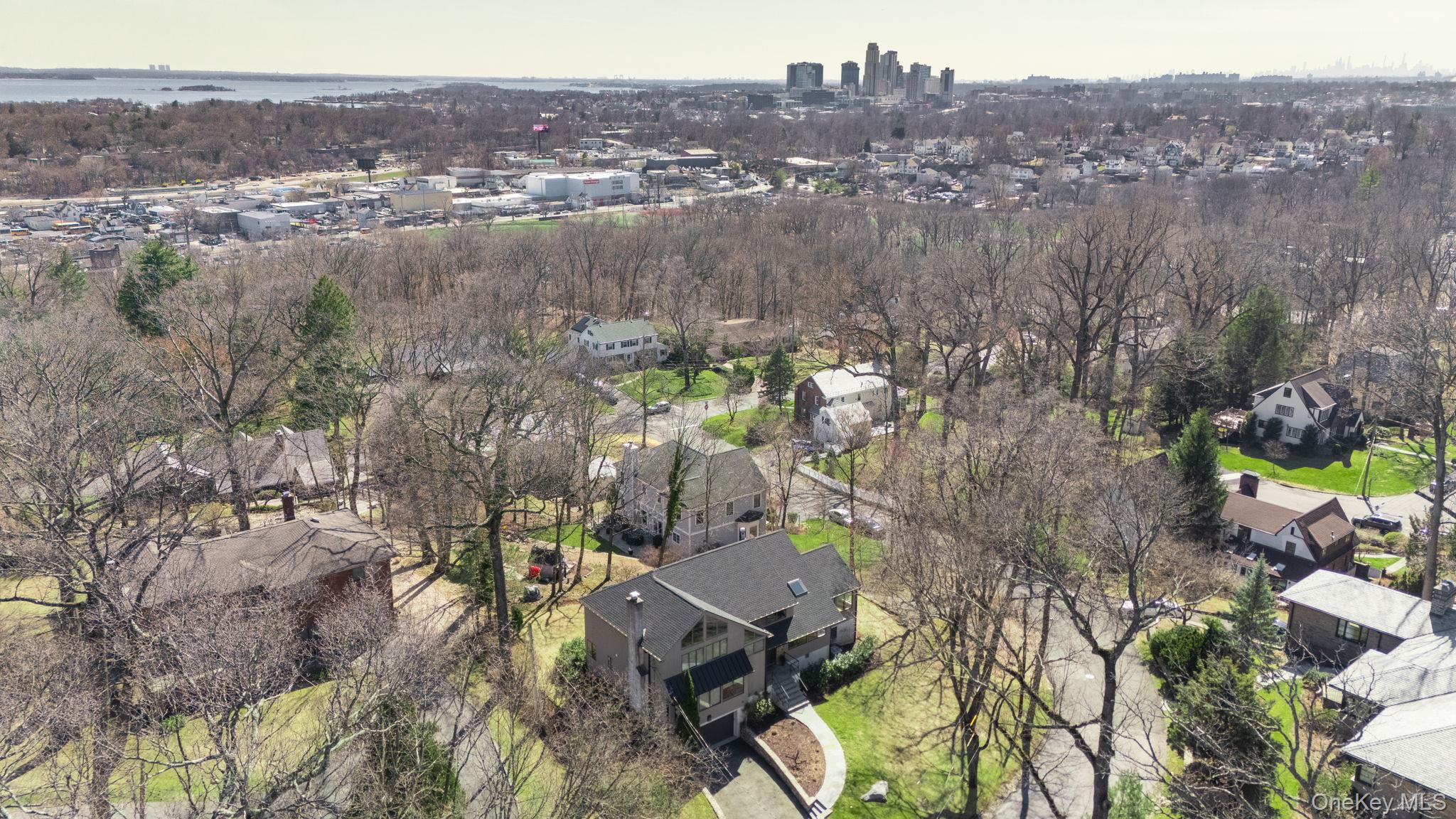 27 Stone Cabin Road New Rochelle, NY 10801 - Photo 20 of 24 Birds eye view of property