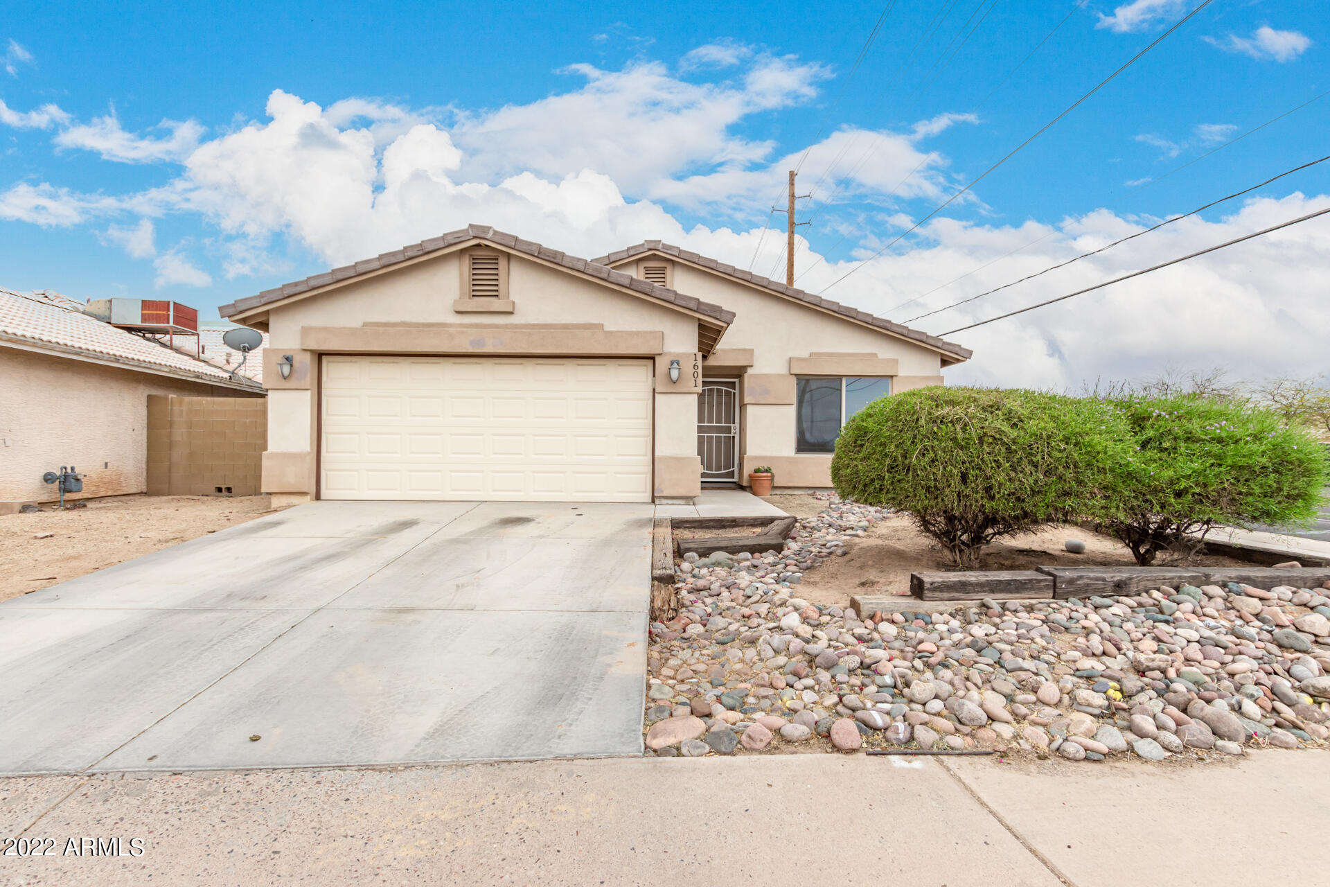 1601 East Darrel Road Phoenix, AZ 85042 - Photo 11 of 32 0004-4 - Darrel
