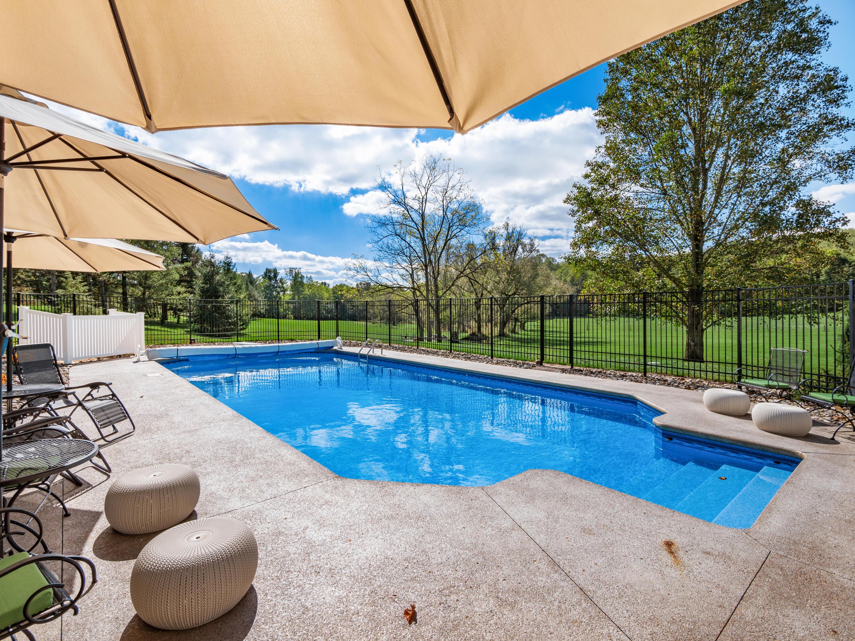 4310 Andrews Road Bellville, OH 44813 - Photo 33 of 43 Pool