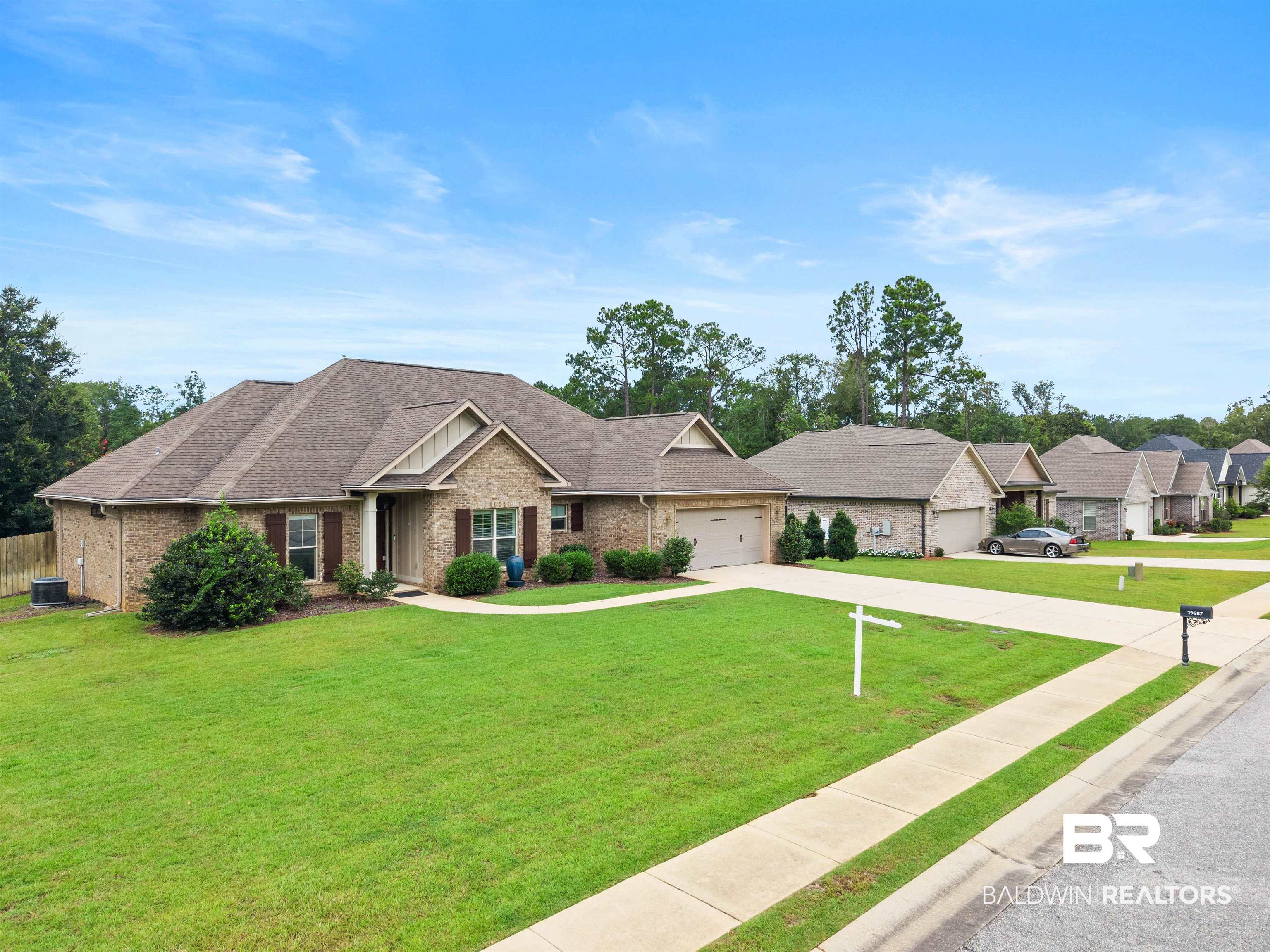 19687 Bunker Loop Fairhope, AL 36532 - Photo 5 of 76 Gallery Image 5