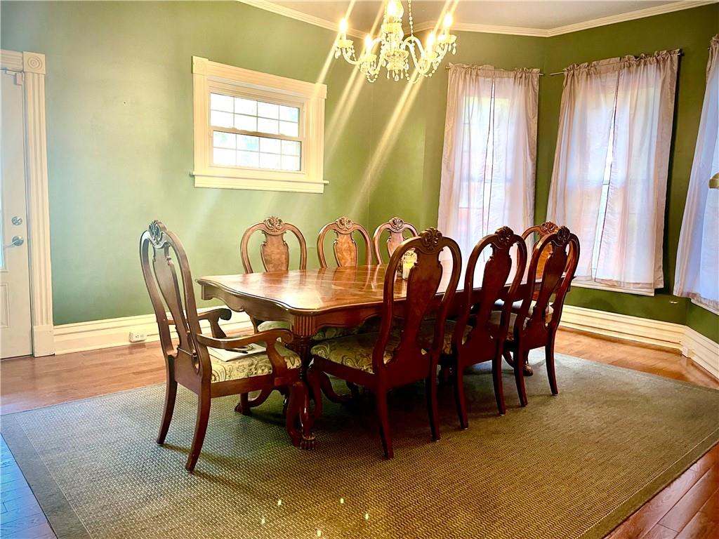 224 West Pearl Street Butler, PA 16001 - Photo 8 of 30 a dining room with furniture and window