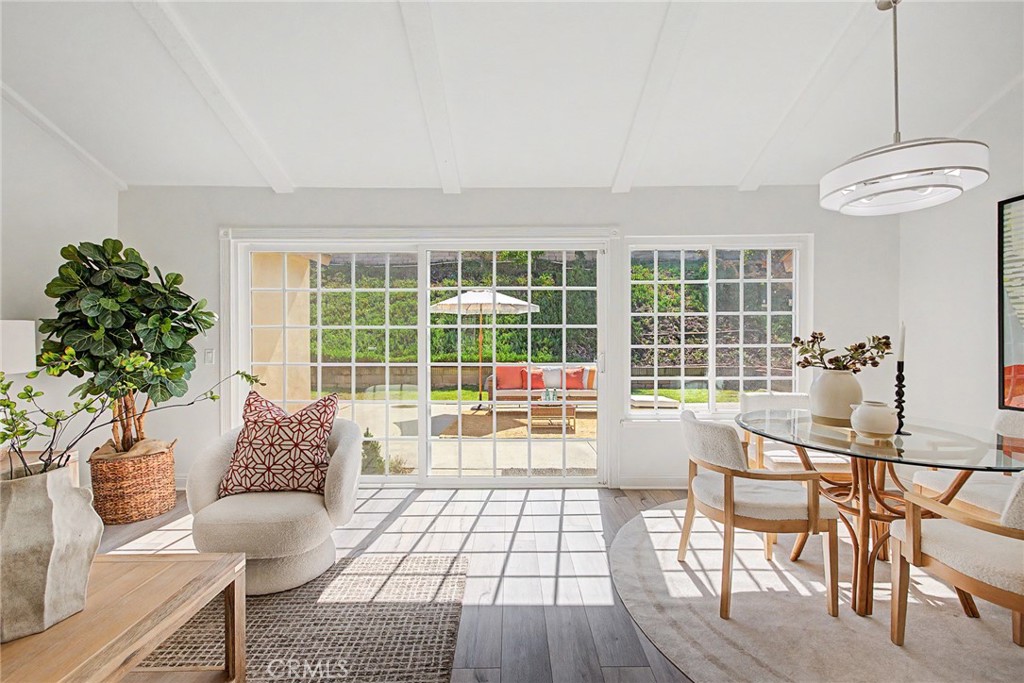 322 Dover Avenue Brea, CA 92821 - Photo 4 of 41