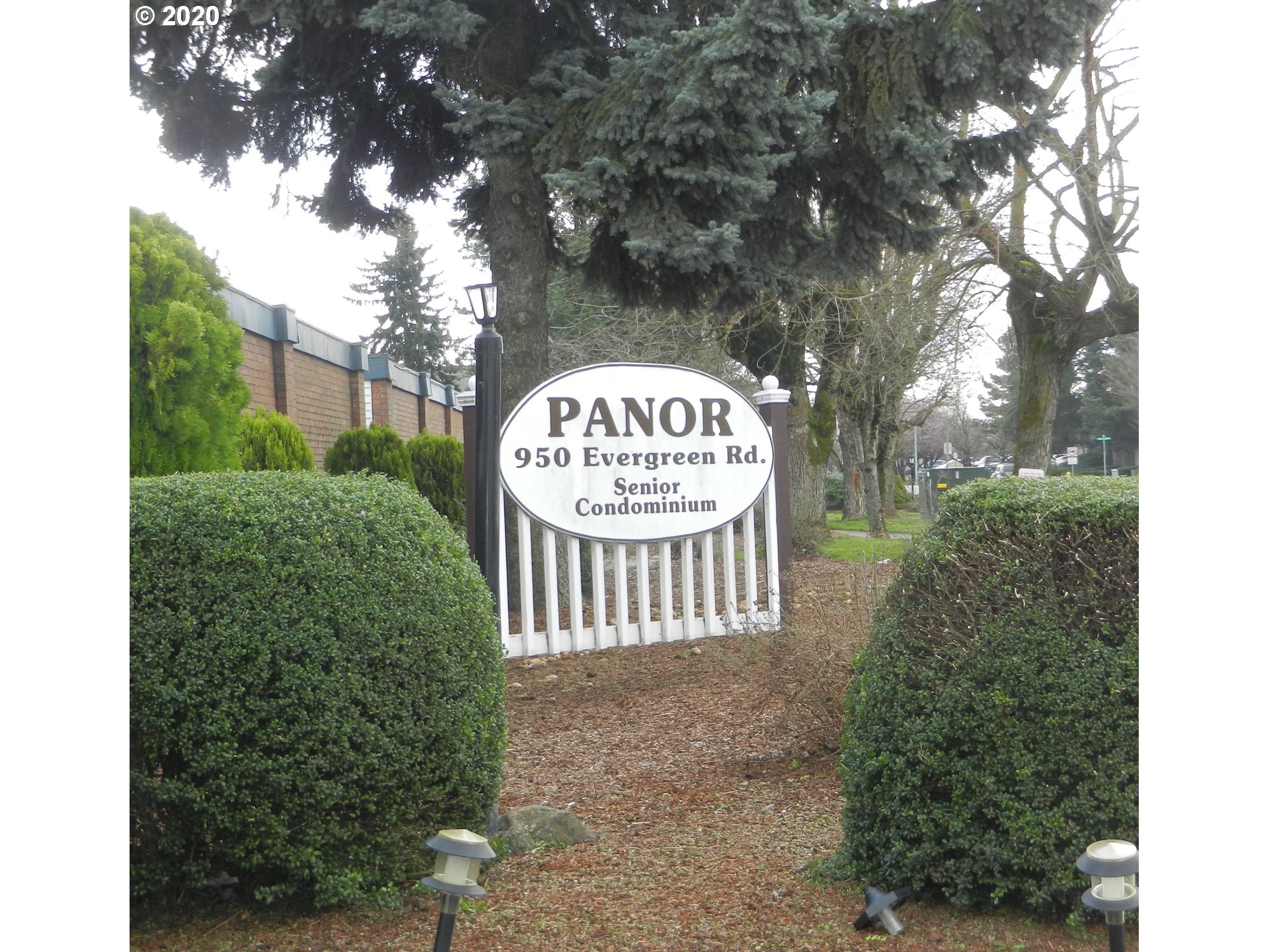 950 Evergreen Road, Unit 326 Woodburn, OR 97071 - Photo 1 of 27