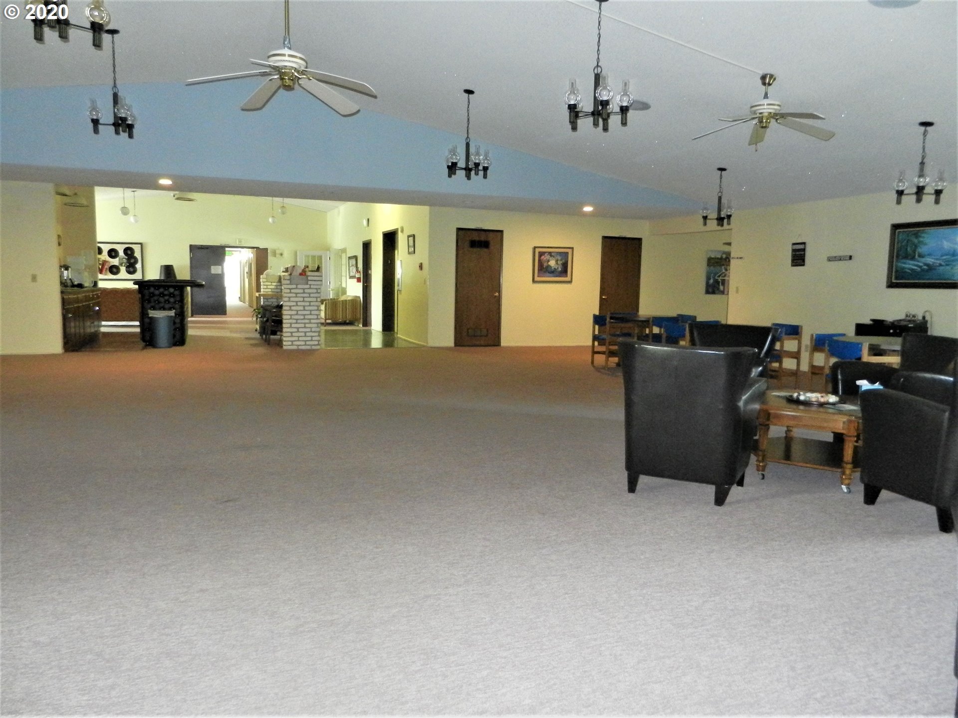 950 Evergreen Road, Unit 326 Woodburn, OR 97071 - Photo 18 of 27