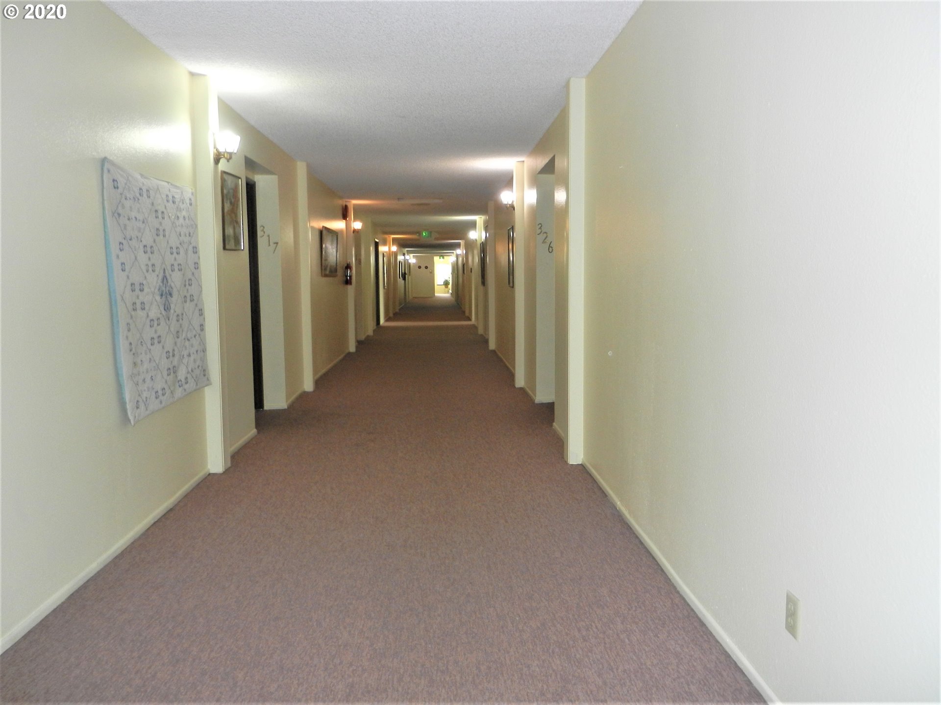 950 Evergreen Road, Unit 326 Woodburn, OR 97071 - Photo 4 of 27