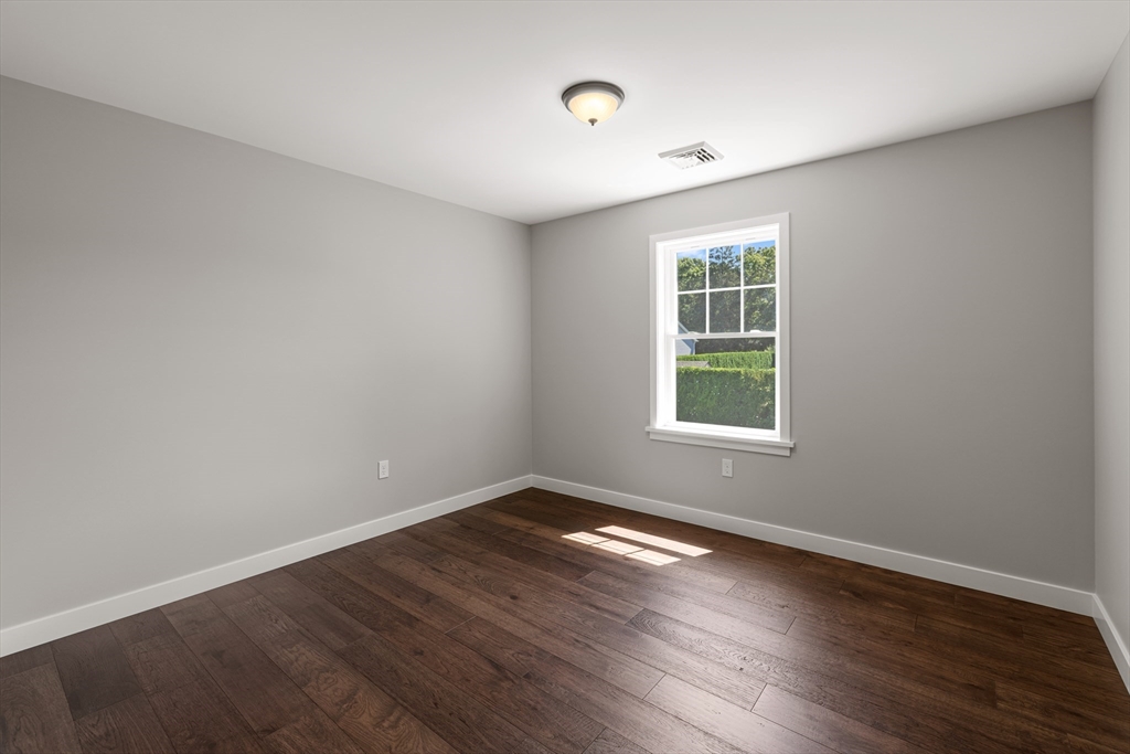 961 Wood Street Fall River, MA 02721 - Photo 24 of 32