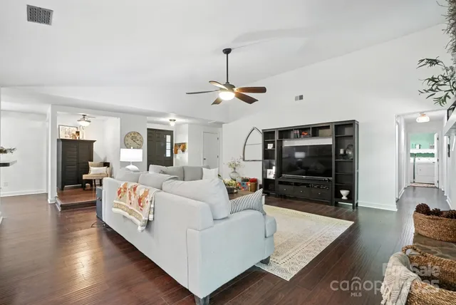 $399,900 | 11419 Vista Haven Drive, Charlotte, NC 28226