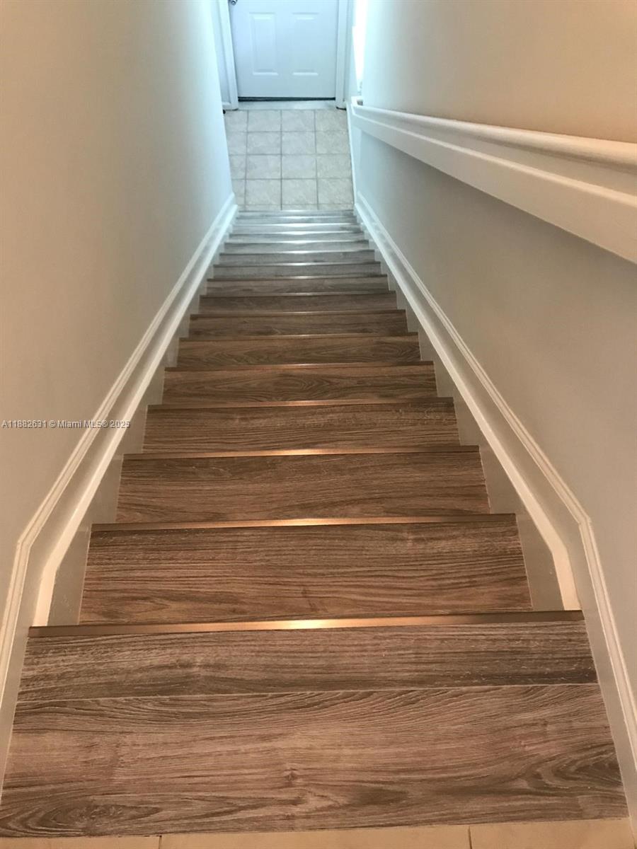 5820 West Sample Road, Unit 201 Coral Springs, FL 33067 - Photo 14 of 14 a view of entryway