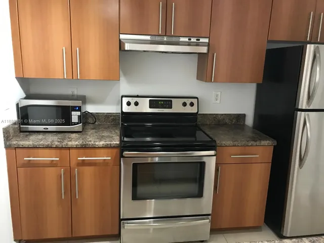 $1,800 | 5820 West Sample Road, Unit 201, Coral Springs, FL 33067