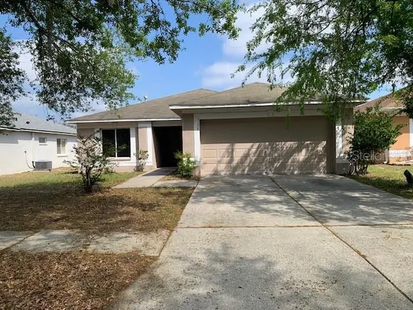 $305,000 | 3136 Pine Top Drive, Valrico, FL 33594
