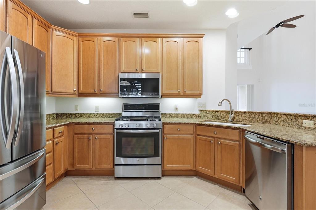 8434 Miramar Way Lakewood Ranch, FL 34202 - Photo 13 of 35