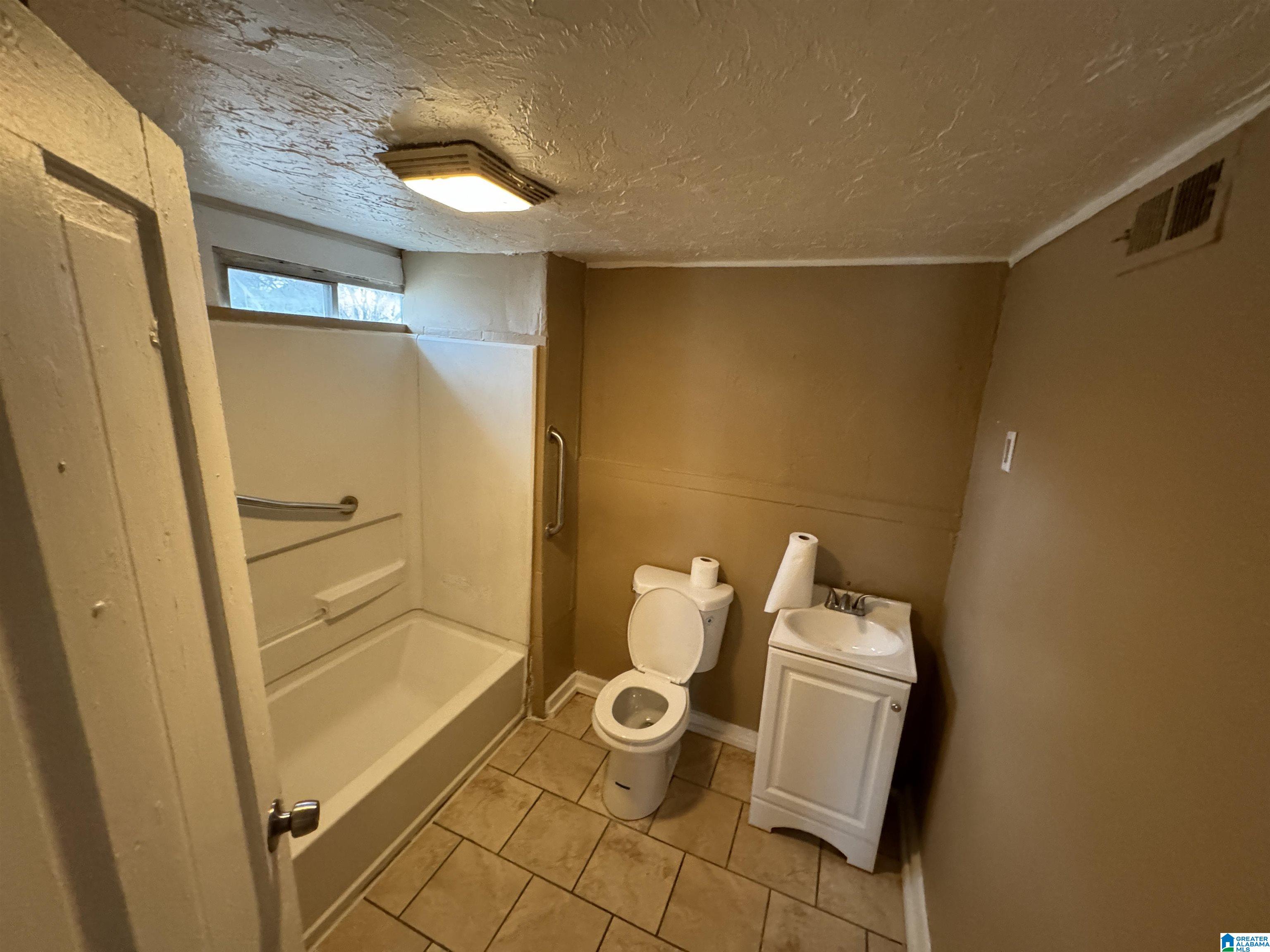 817 12th Street Southwest Birmingham, AL 35211 - Photo 19 of 20