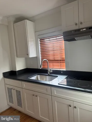 $1,900 | 10 Wirt Street Northwest, Leesburg, VA 20176