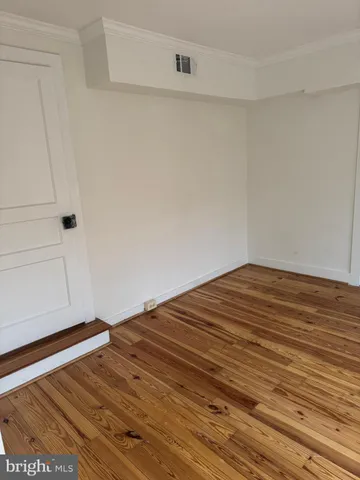 $1,900 | 10 Wirt Street Northwest, Leesburg, VA 20176