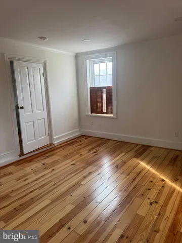 $1,900 | 10 Wirt Street Northwest, Leesburg, VA 20176