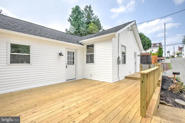 $369,900 | 1 Penn Street, Phoenixville, PA 19460