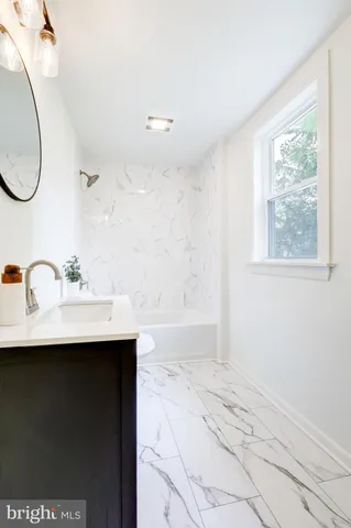 $369,900 | 1 Penn Street, Phoenixville, PA 19460