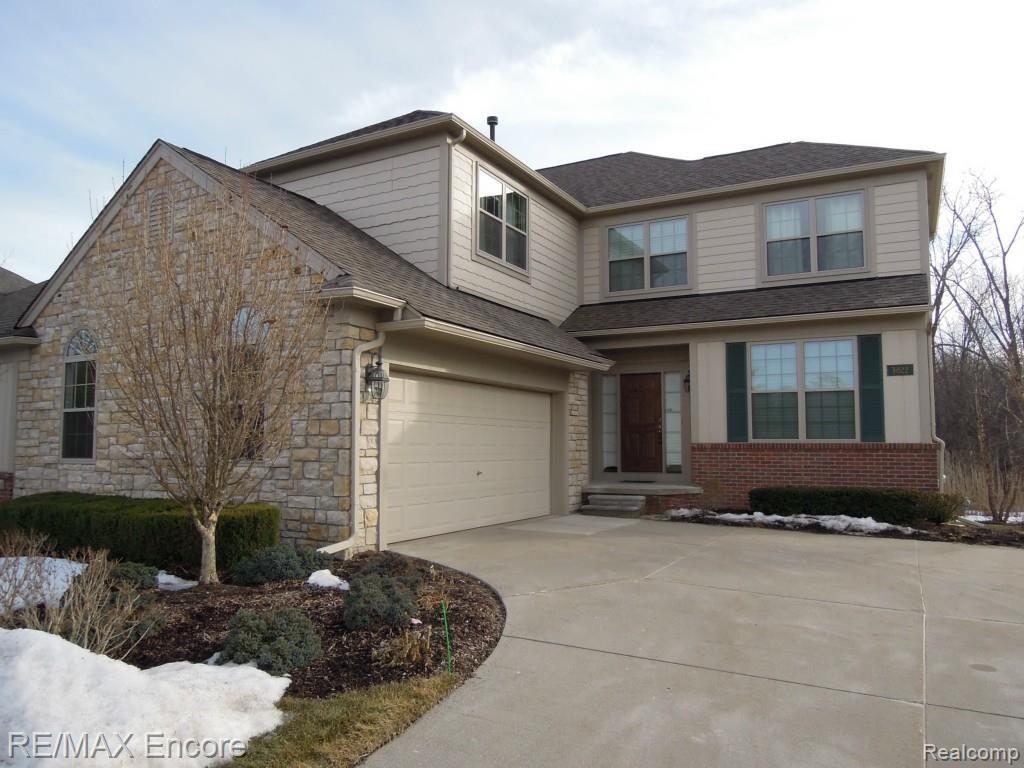 3822 Windingbrook Circle, Unit 8 Rochester Hills, MI 48309 - Photo 2 of 64