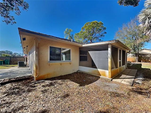 $2,489 | Undisclosed Address, Palm Harbor, FL 34685