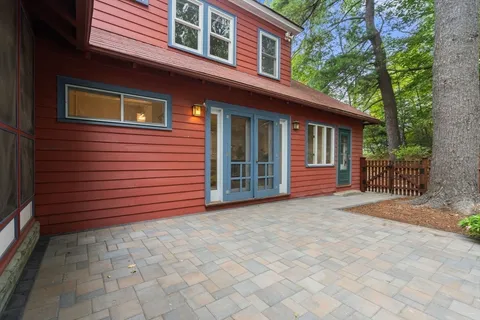 $1,399,000 | 154 Beaumont Avenue, Newton, MA 02460