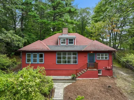$1,399,000 | 154 Beaumont Avenue, Newton, MA 02460