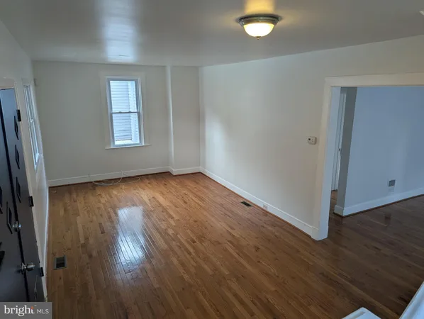 $2,200 | 3706 Ferndale Avenue, Baltimore, MD 21207