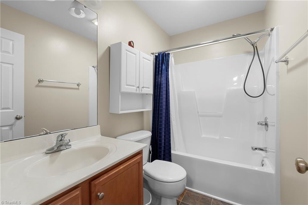 3339 Kennedy Road Thomasville, NC 27360 - Photo 18 of 28 Gallery Image 18