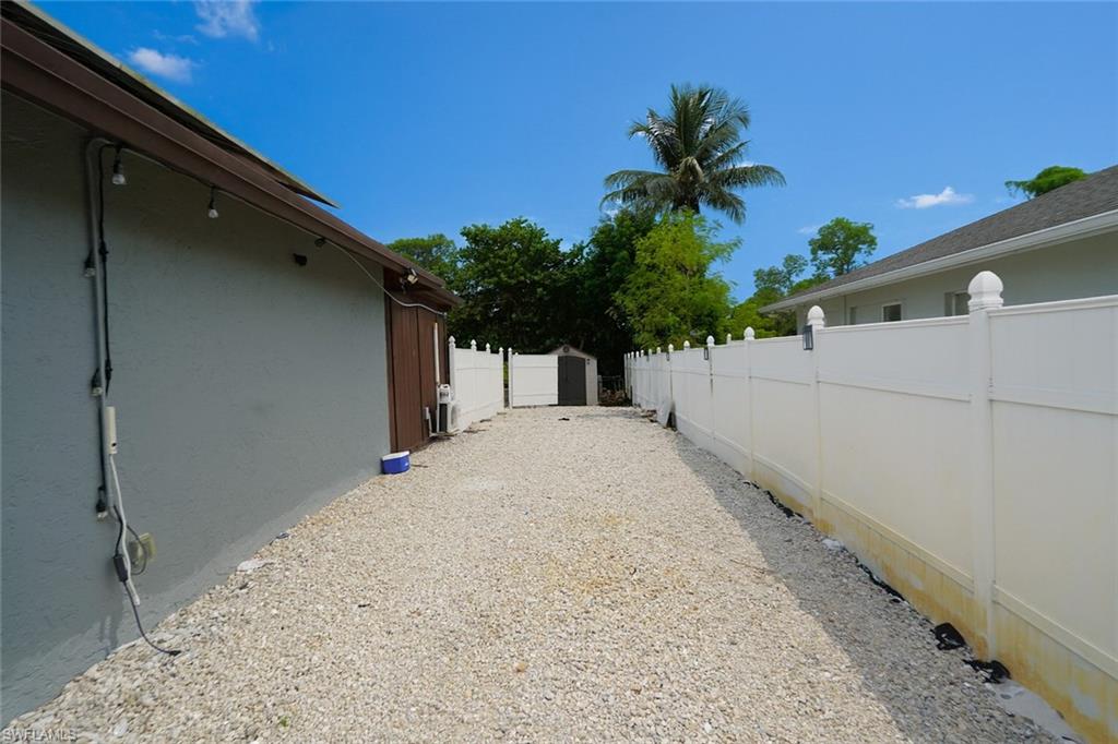 5556 32nd Avenue Southwest Naples, FL 34116 - Photo 38 of 39