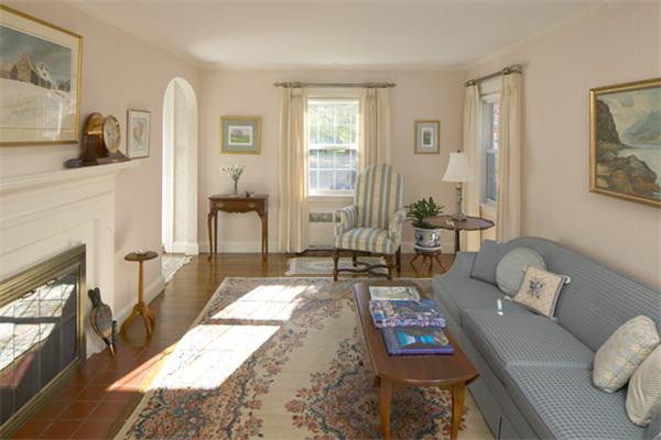 3 Eliot Road Belmont, MA 02478 - Photo 5 of 9 Gallery Image 5