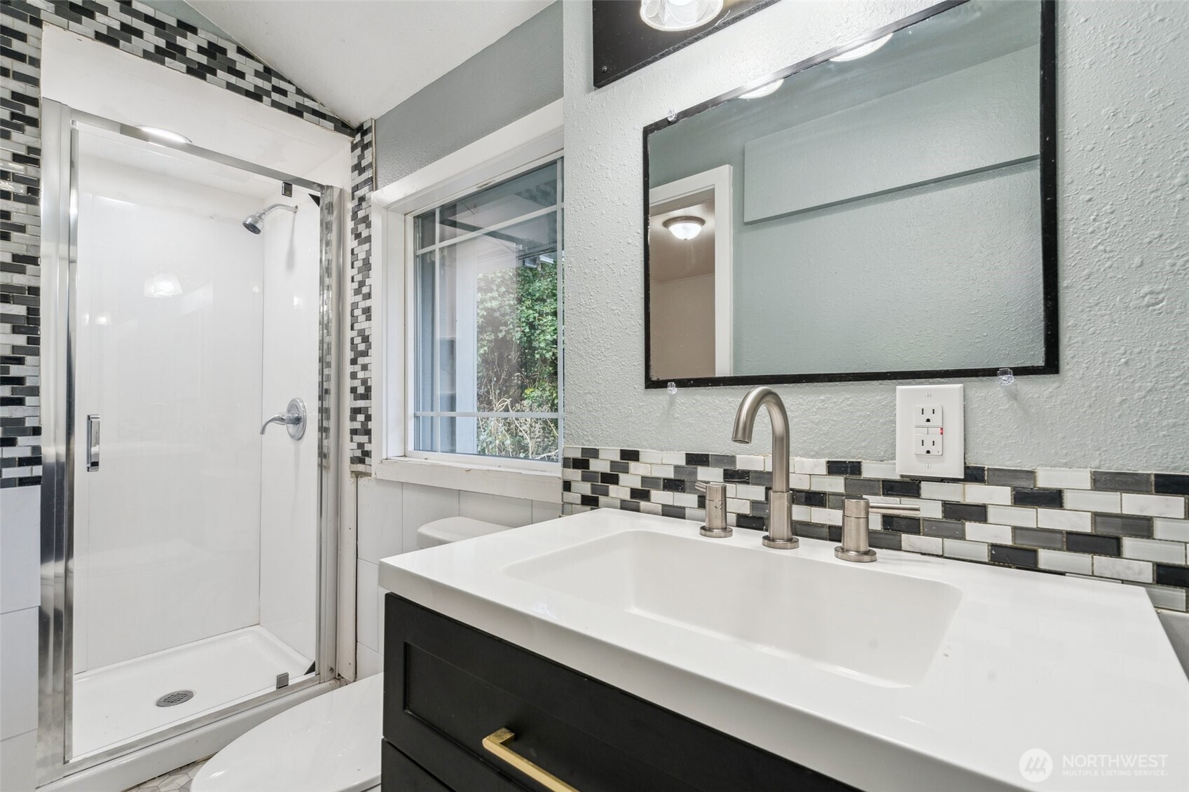 2956 Banner Road Southeast Port Orchard, WA 98366 - Photo 16 of 32 Gallery Image 16