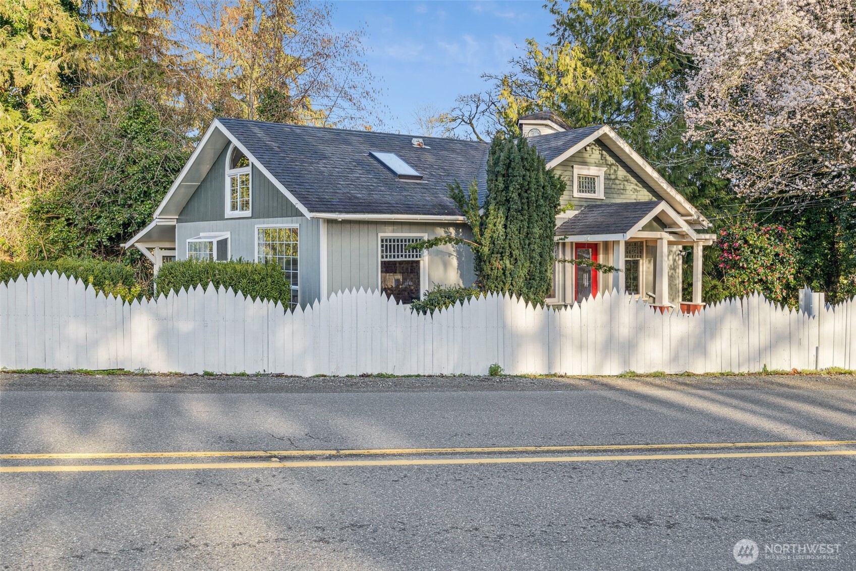 2956 Banner Road Southeast Port Orchard, WA 98366 - Photo 5 of 32 Gallery Image 5