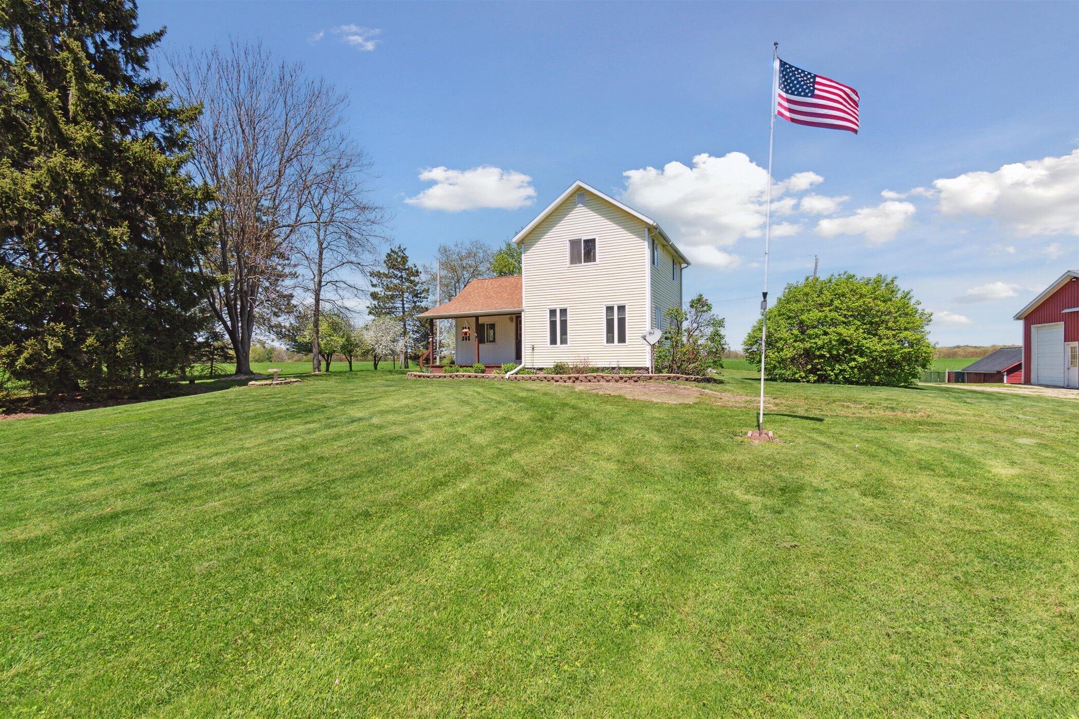 2161 Ernest Road Ionia, MI 48846 - Photo 3 of 75 04-2161-Ernest-Rd-Ionia-MI-48846-WindowS