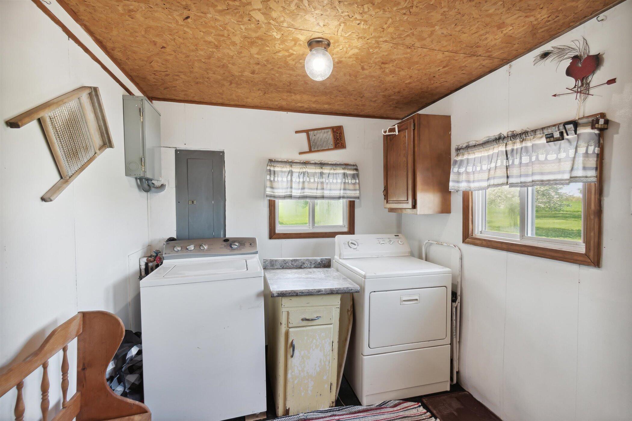 2161 Ernest Road Ionia, MI 48846 - Photo 31 of 75 32-2161-Ernest-Rd-Ionia-MI-48846-WindowS