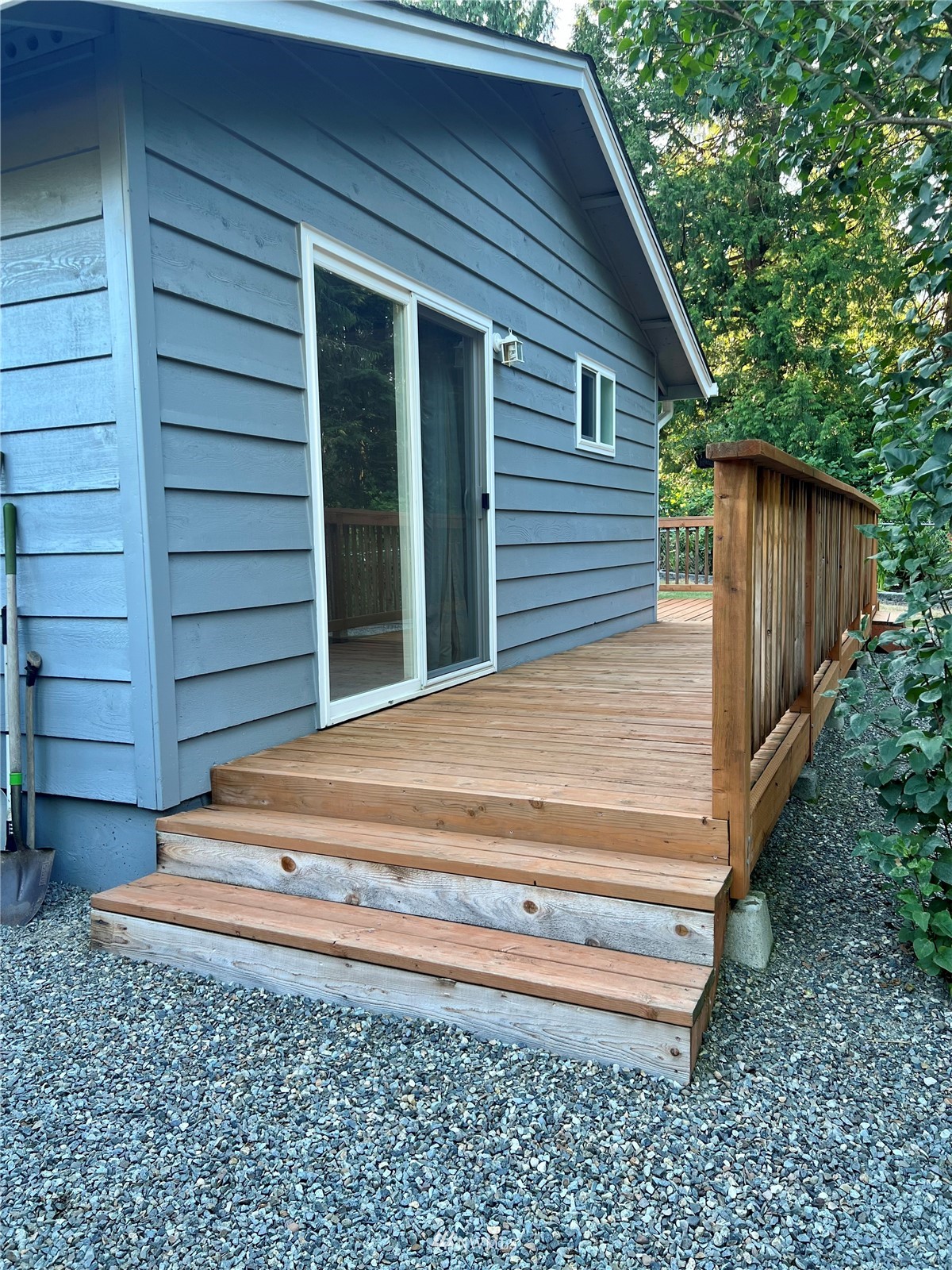7407 Vandermark Road East Bonney Lake, WA 98391 - Photo 26 of 30 a backyard of a house