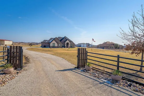 $735,000 | 4410 Huling Road, Sanger, TX 76266