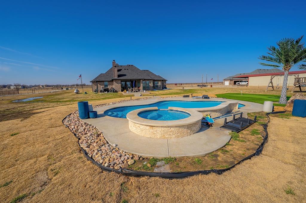 4410 Huling Road Sanger, TX 76266 - Photo 36 of 40