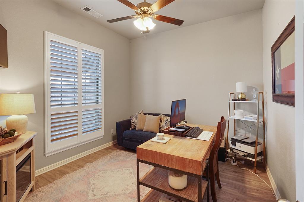 4410 Huling Road Sanger, TX 76266 - Photo 5 of 40