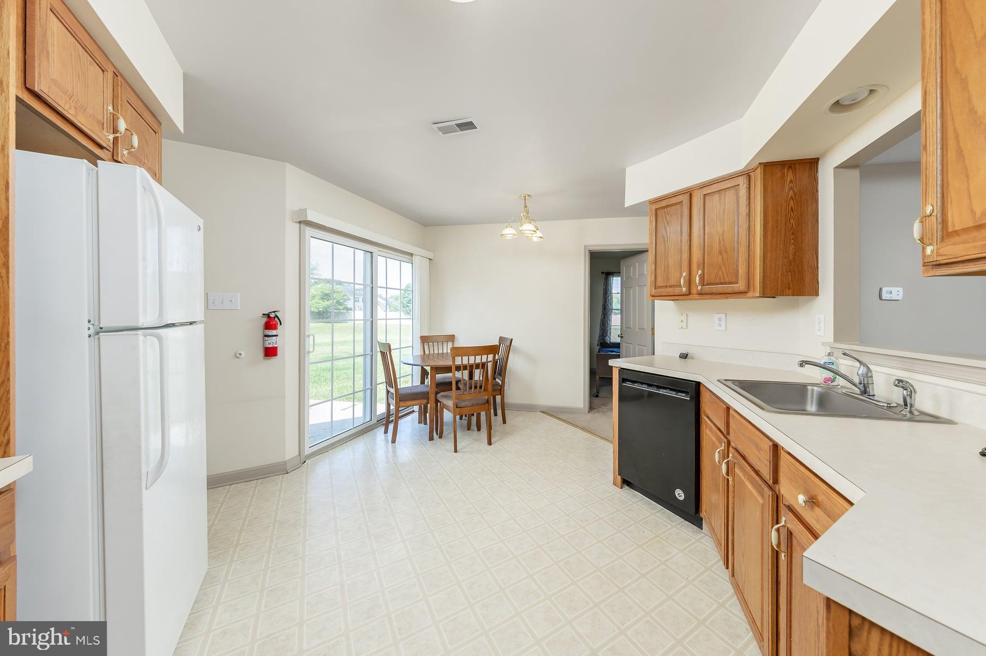 1169 Sharp Road, Unit 27 Vineland, NJ 08360 - Photo 11 of 29