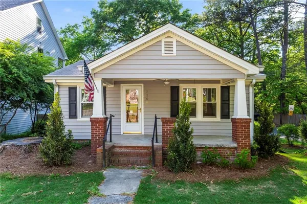 $1,750 | 2208 Forrest Place Northwest, Atlanta, GA 30318