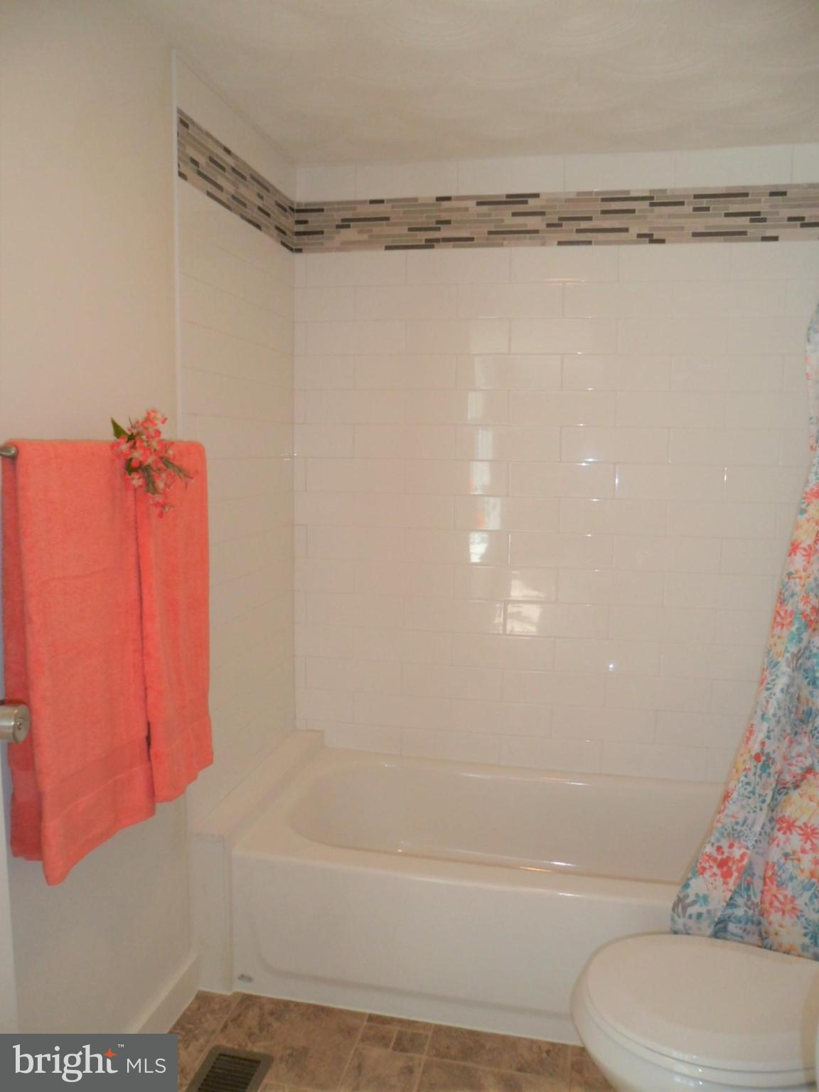 825 Oberlin Road Middletown, PA 17057 - Photo 17 of 31 Gallery Image 17