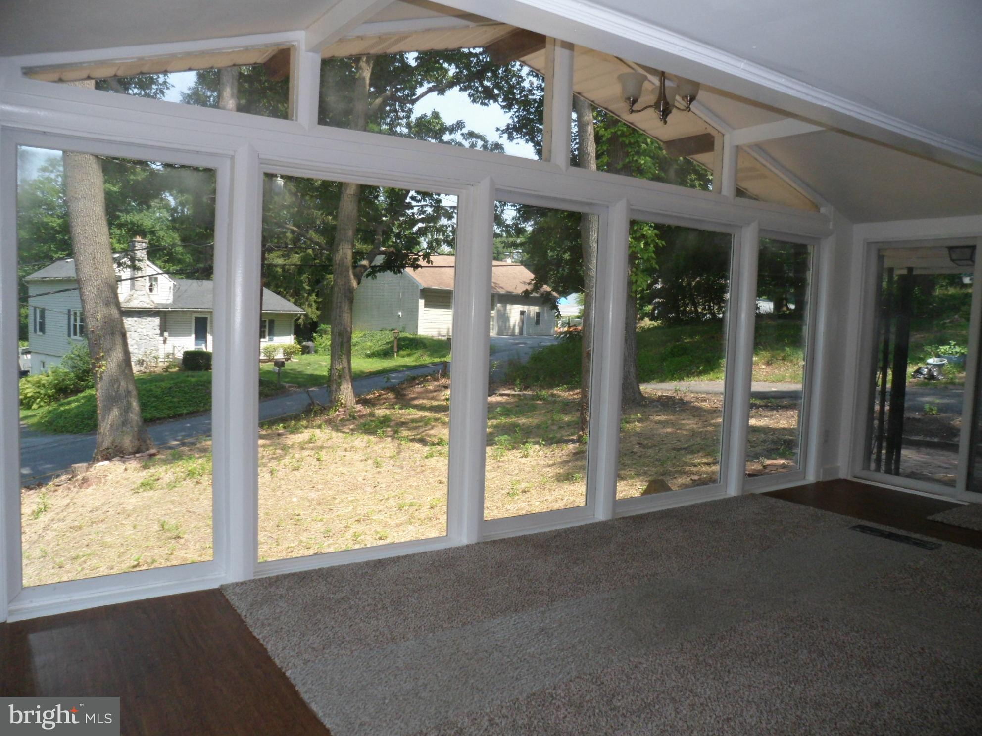 825 Oberlin Road Middletown, PA 17057 - Photo 5 of 31 Gallery Image 5