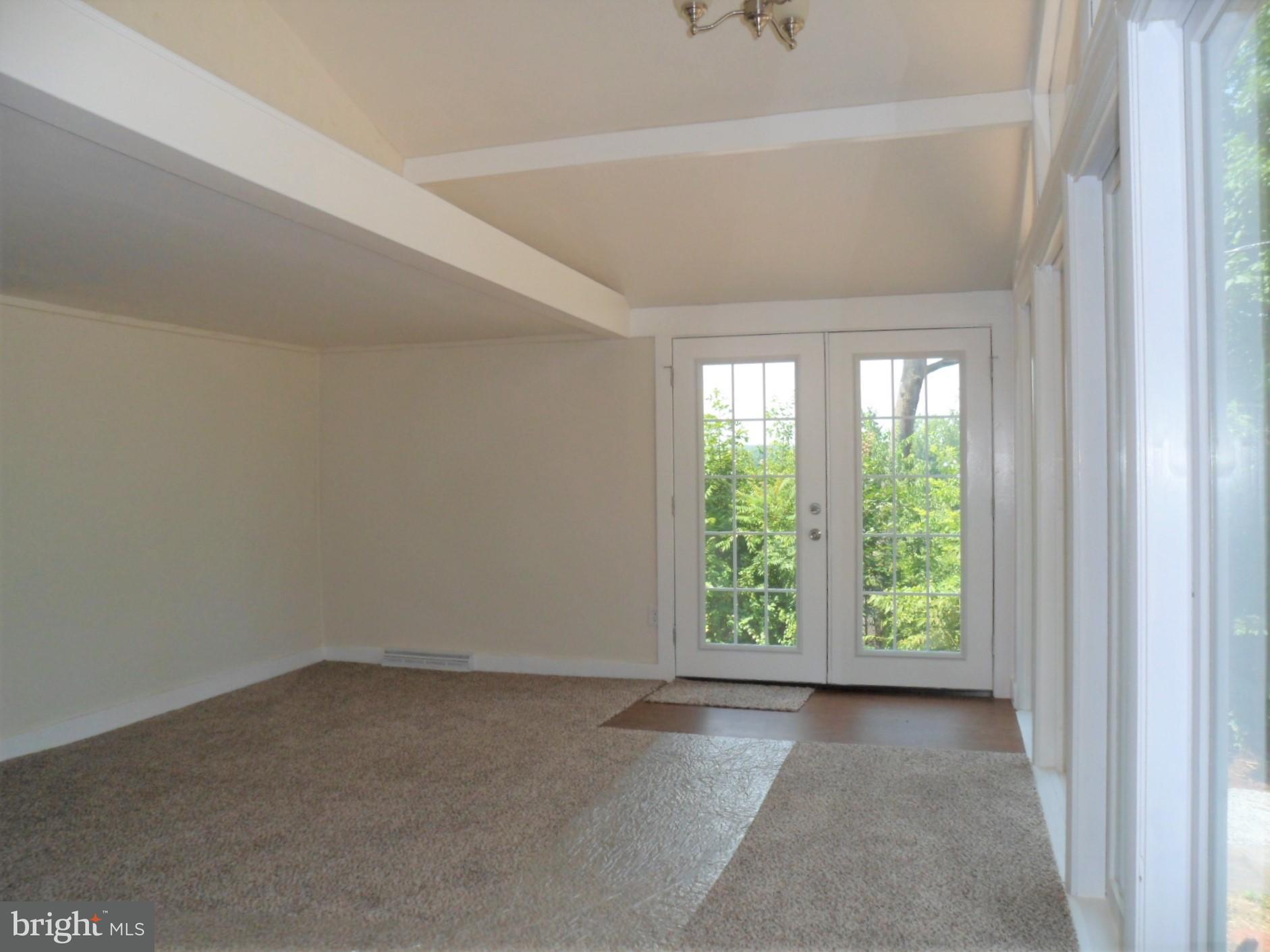 825 Oberlin Road Middletown, PA 17057 - Photo 6 of 31 Gallery Image 6