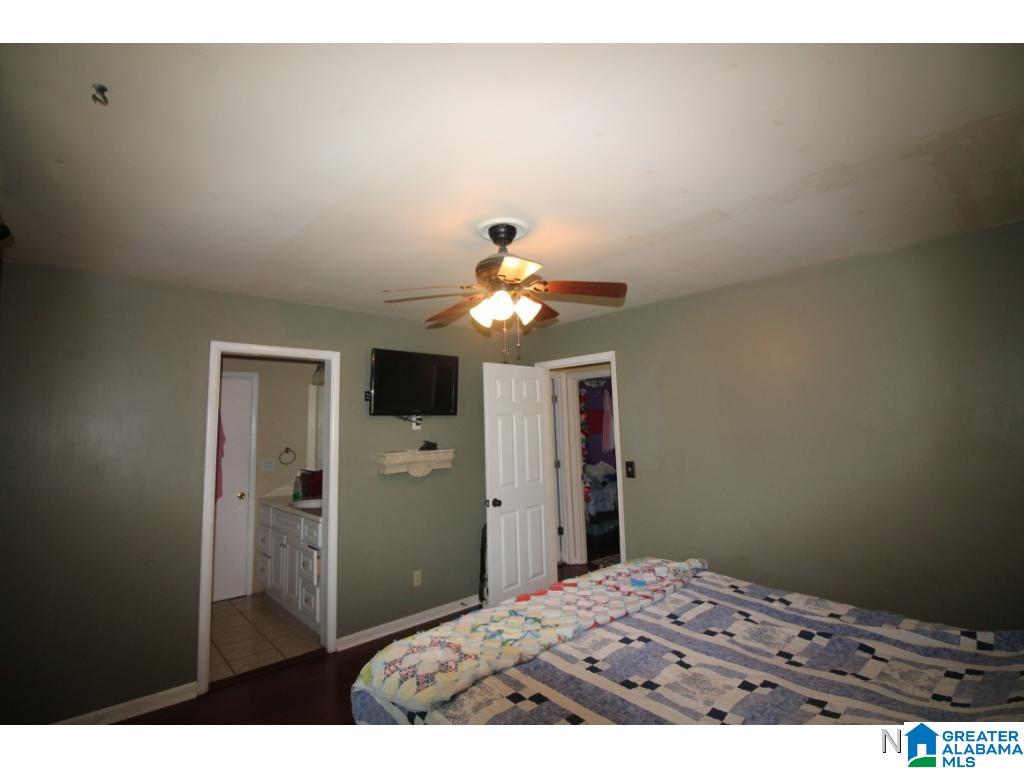 306 Linden Street Southwest Hartselle, AL 35640 - Photo 16 of 32
